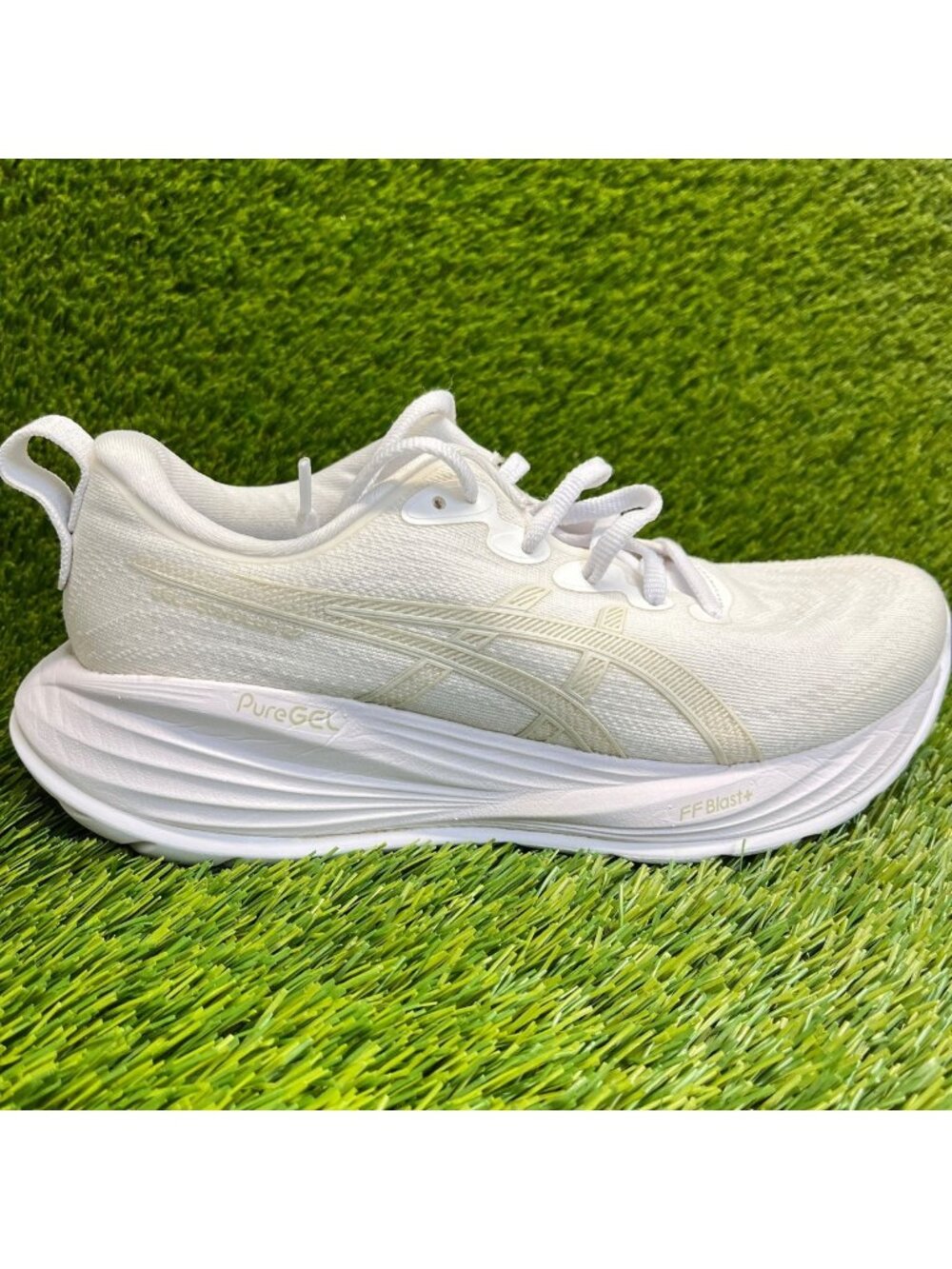 Asics Gel-Cumulus 27 Womens Size 7.5 White Beige Athletic Running Shoes Sneakers